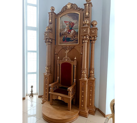 Церковне горне сідалище