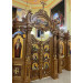 Single-row iconostasis with Royal Gates and carvings