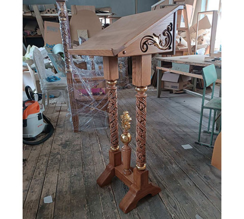 Oak lectern for the temple made to order