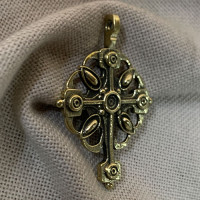 Cross 1