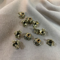 Separator for beads
