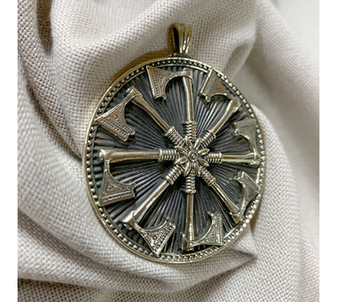 Handmade "Arcana" pendant made of brass