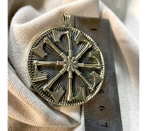 Handmade "Arcana" pendant made of brass