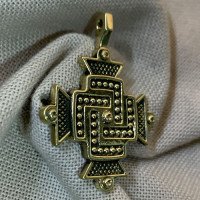 Нагрудний хрестик "Хрестик 3" ручної роботи з латуні