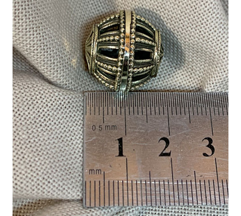 Bead 2 made of brass — an author's handmade casting decoration