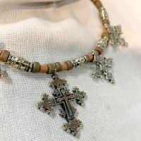 Handmade ceramic necklace made of brass