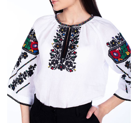 Women's blouse "Flower of the Family"