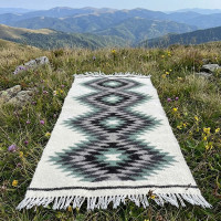 Carpathian woolen blanket "Star Hutsul Land"