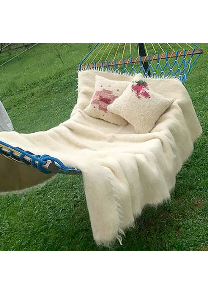 Hutsul handmade blanket "White"