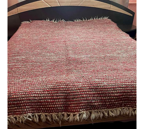 Hutsul hand-made blanket "Hulkasty"