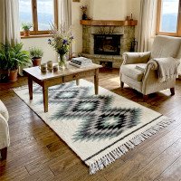 Carpathian woolen blanket "Star Hutsul Land"
