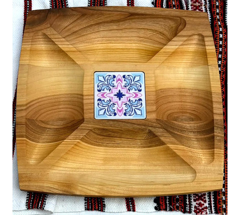 Square diagonal serving dish with a cherry tile