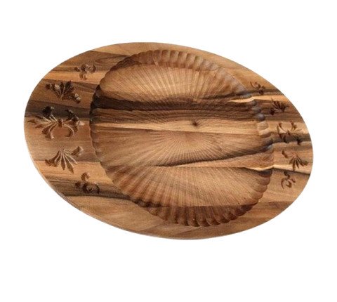 Nut bowl "Oval with carving" made of walnut