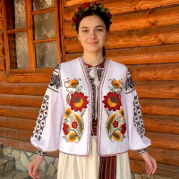 Кептар жіночий "Соняшник" білий
