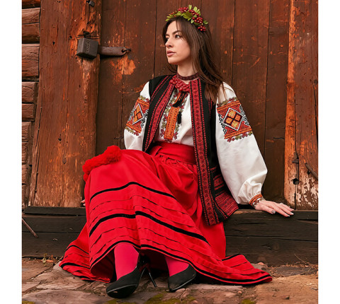 Ukrainian national costume "Fiery Hutsulka"