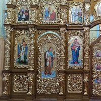 Carved iconostasis made of alder with mirror gilding, village of Khmilno