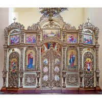 Іконостас з вільхи з позолотою на світлому тлі, с. Сівка-Войнилівська Іконостас з вільхи з позолотою на світлому тлі, с. Сівка-Войнилівська