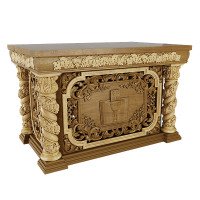 Carved Oak Tetrapod with Twisted Columns and Grapevine