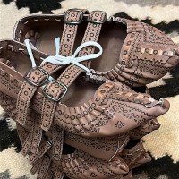Women's dark boots