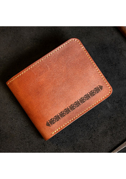 Leather wallet with custom engraving