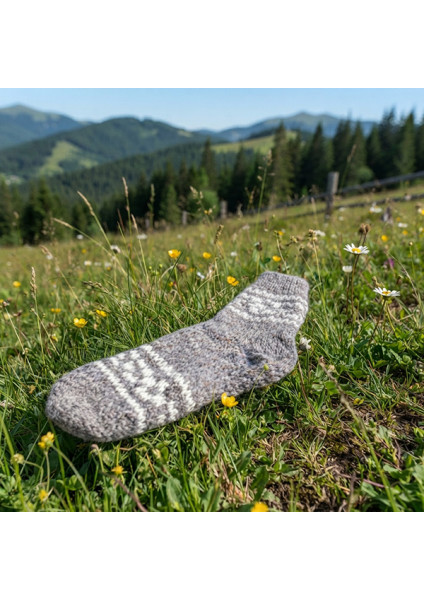 Hutsul wool socks with size selection 34-44