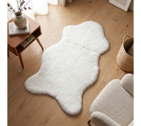 Natural sheep skin "White short fur"