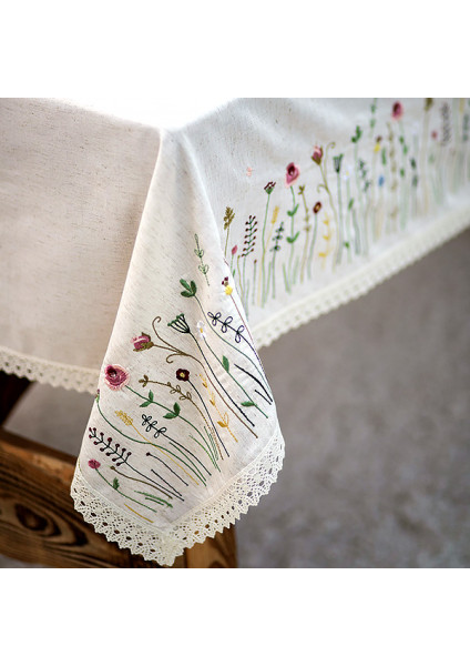 Скатертина з рослинною вишивкою бежева — квадратна, 1,40×1,40 м