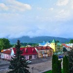 Косів — серце Гуцульщини: місто на Прикарпатті з багатовіковими традиціями