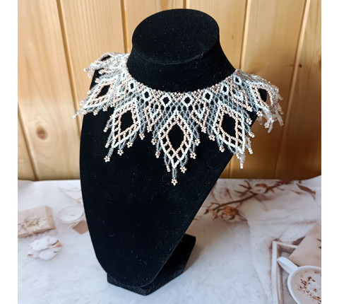Beaded bracelet "Edelweiss"