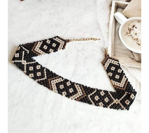 Beaded necklace "Lesya Ukrainka" black — Hutsul handmade decoration