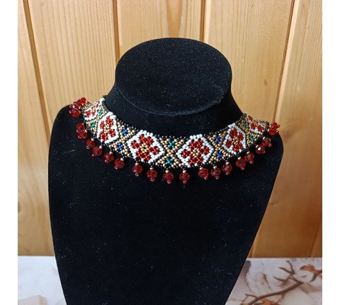 Hutsul silanka made of beads "Carpathian Rose"