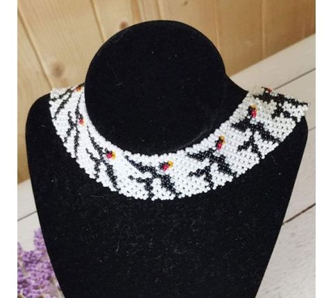 The "Swallows" ribbon necklace — a handmade Hutsul decoration