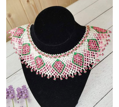 Beaded bracelet "Raspberry Jam"