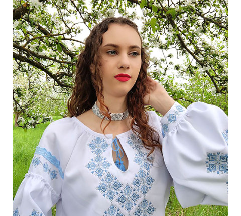 Силянка з бісеру Лесі Українки (сіра)