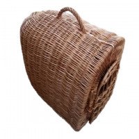 Woven animal house "P. No. 2" made of natural willow