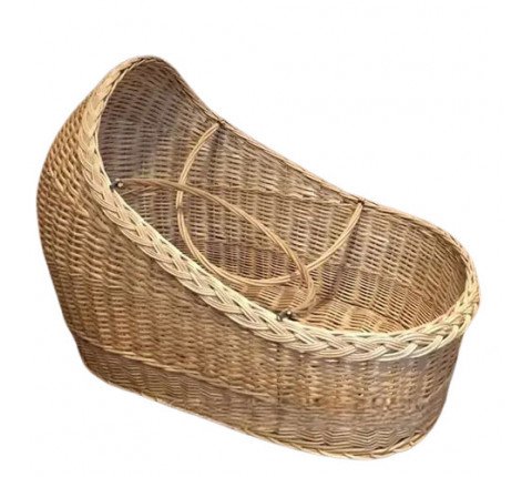 Wicker carrycot No. 1
