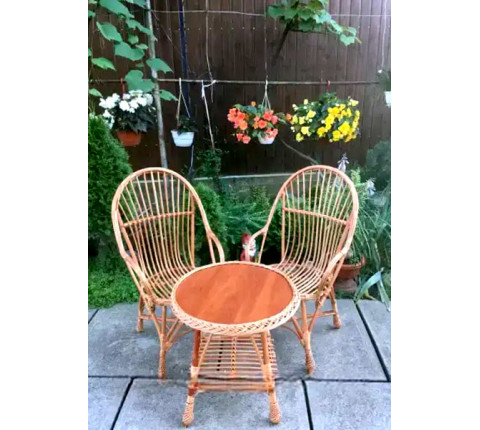 Chairs "Reclining Small" + round table "Kosa"