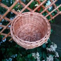Wall-mounted wicker stand "Net"
