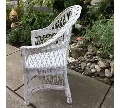 Chair made of wicker "Plain white"