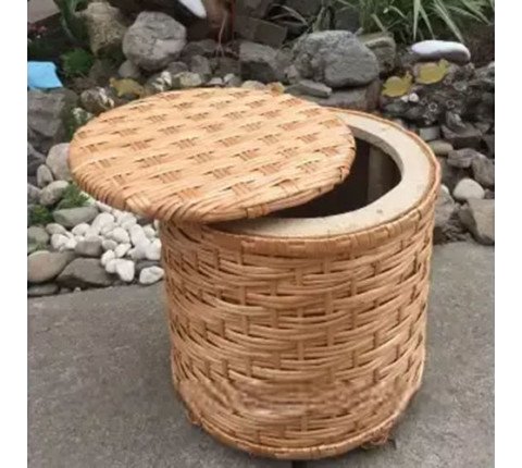 Stool made of wicker "Skhovanka"