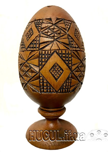 Wooden Easter egg 17