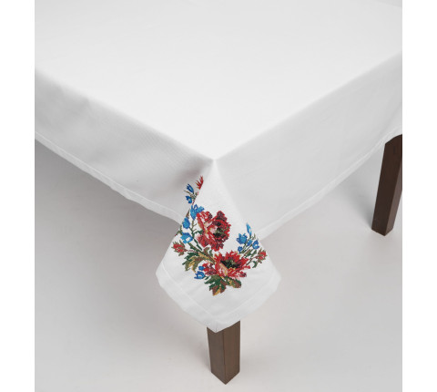 Embroidered tablecloth "On folk motifs"