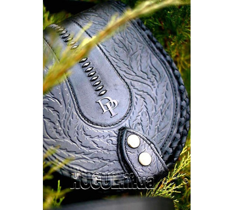 Leather set with personalized overlay.