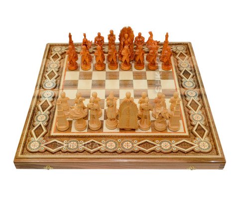 Chess "Game of Thrones". 50x50 cm. Beads