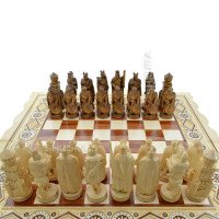 Chess "Knights". 56x56 cm. Beads