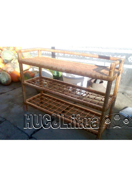 Wicker shoe rack