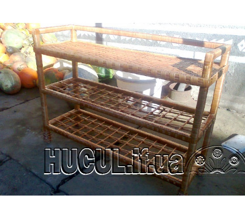 Wicker shoe rack