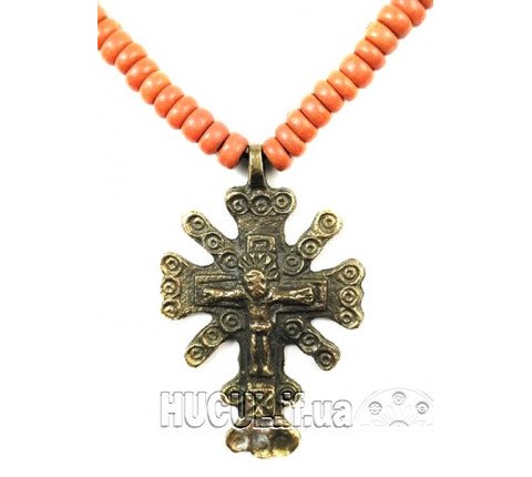 The chest decoration "Zgharda 013" is an elegant Hutsul amulet made of brass.