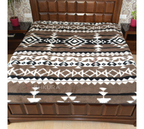 Ethno sheep wool blanket