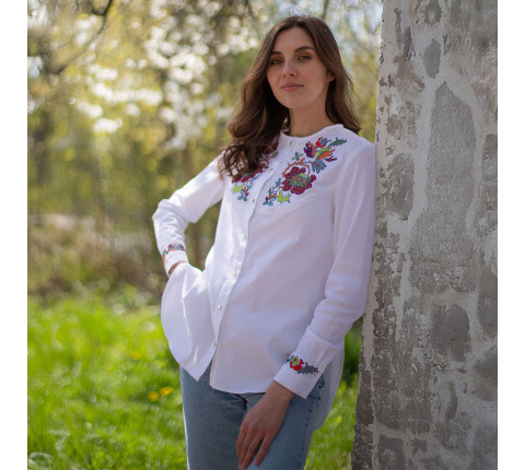 Embroidered women's blouse "Charming Vyshyvanka"